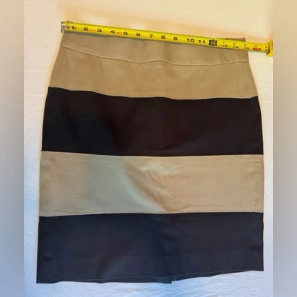 Banana Republic Tan Black Pencil Skirt modern‎ pencil stretch knit stripe
